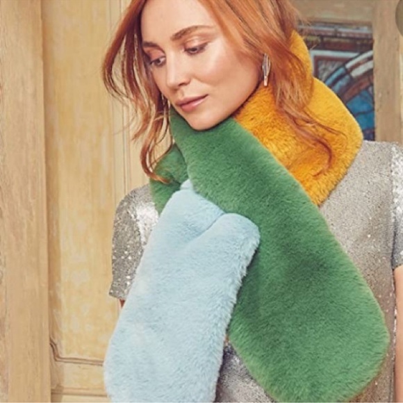 ECHO BLUE GREEN YELLOW FAUX FUR COLORBLOCK PULL THROUGH SCARF OS - Picture 3 of 6